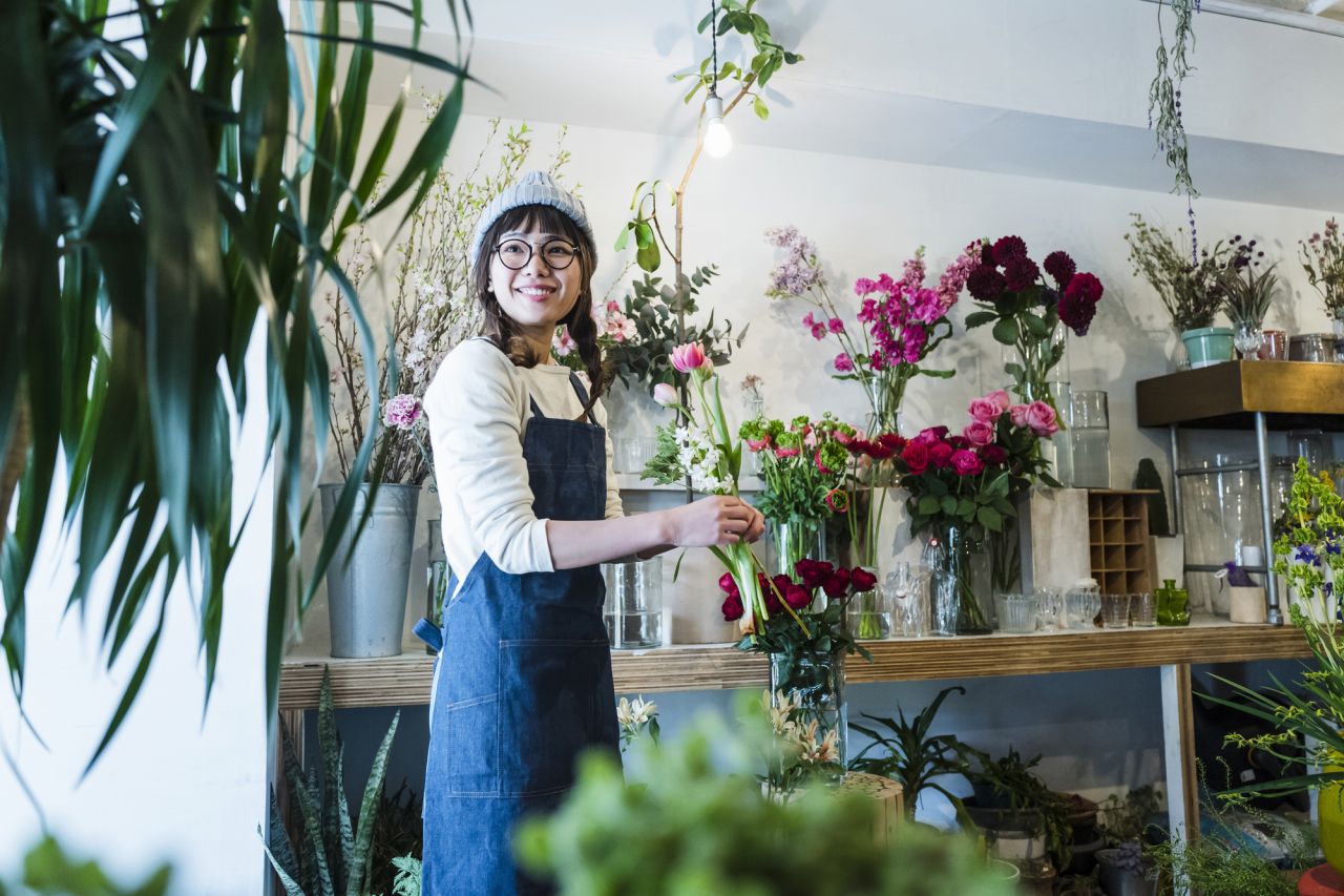 遠方のお義母さんには「お花の通販」が便利！誕生日に直接届けるプレゼント